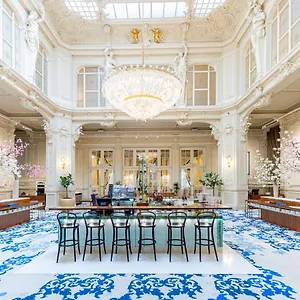 Otel Grandhotel Pupp