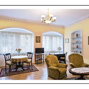Napoleon Apartmán