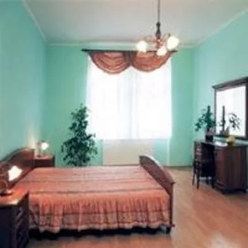 Hotel Derby Karlovy Vary 3*,
