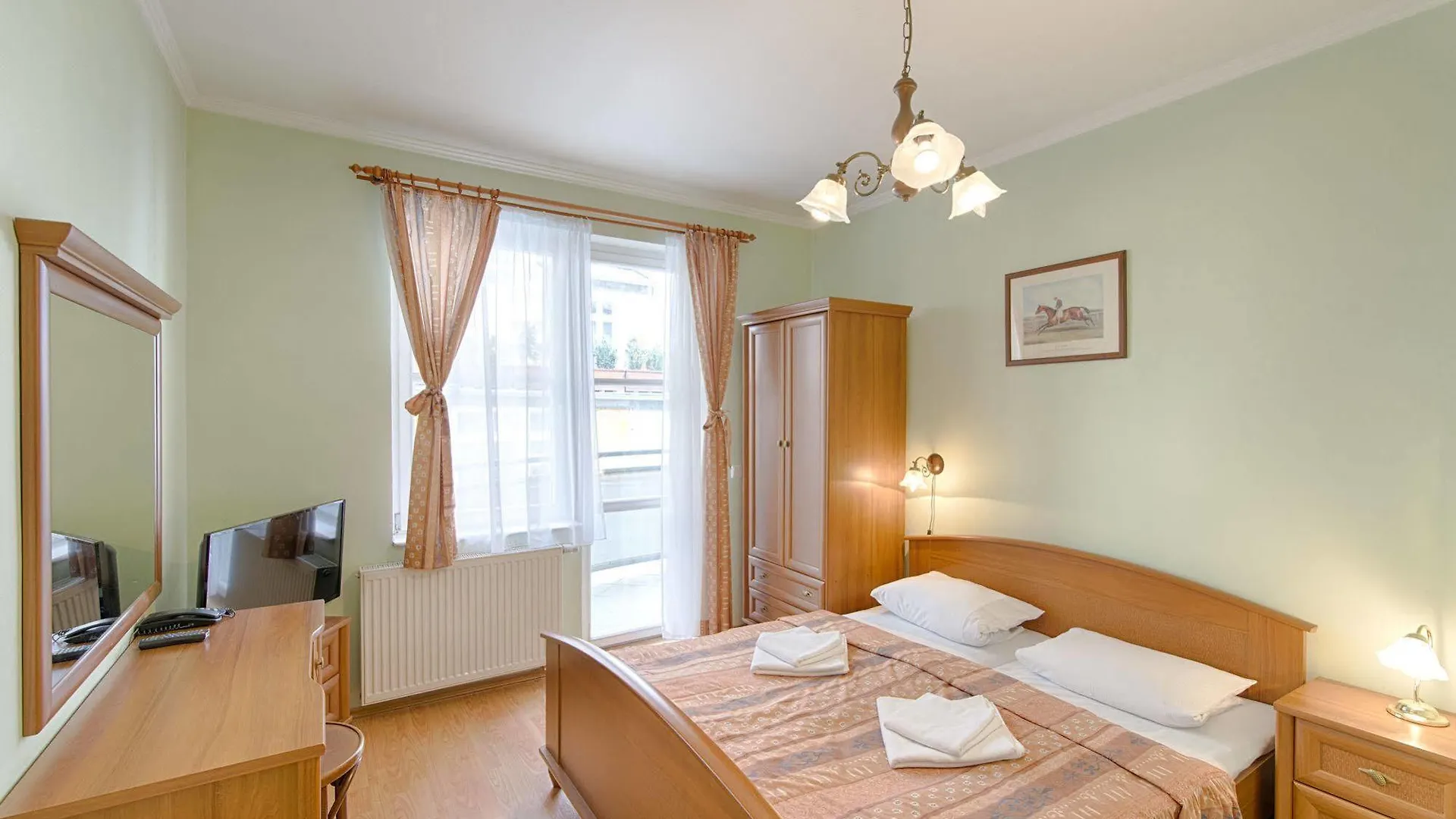 Hotel Derby Karlovy Vary 3*,  Czech Republic